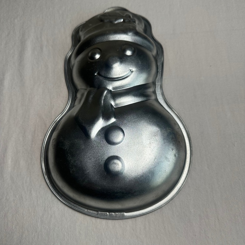 Vintage Snowman Cake Pan Aluminum Holiday Winter Christmas Birthday Baking Mold